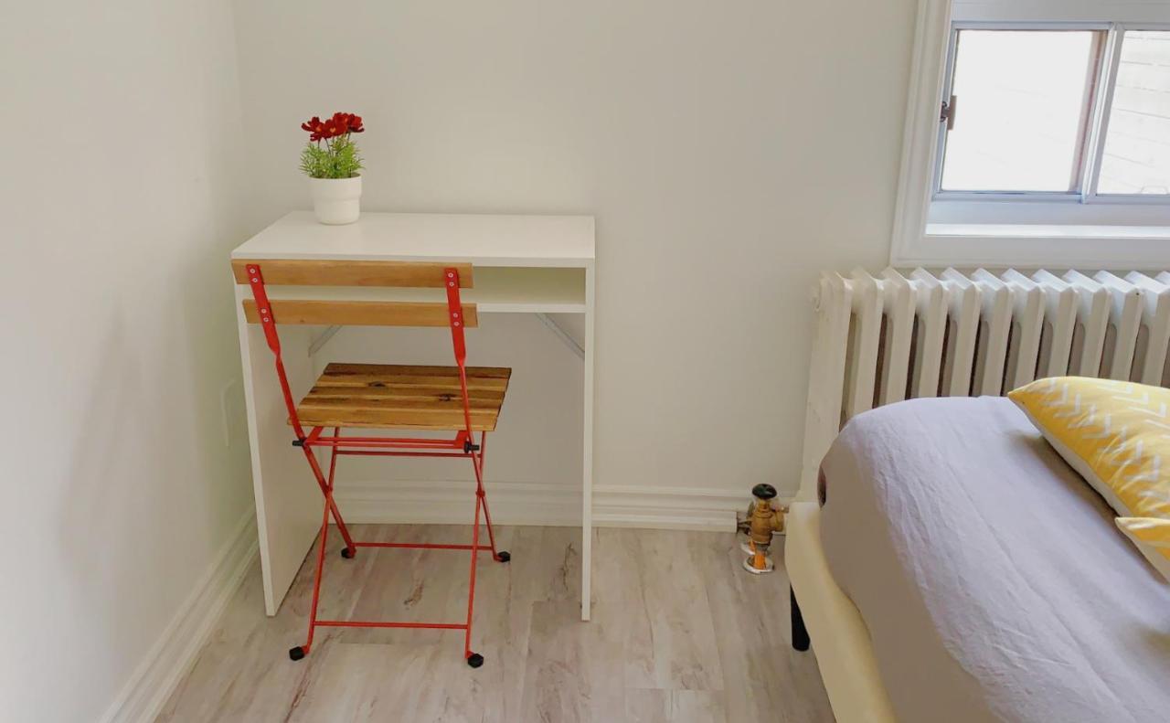2B With Parking, 10Km To Toronto Downtown 호텔 외부 사진